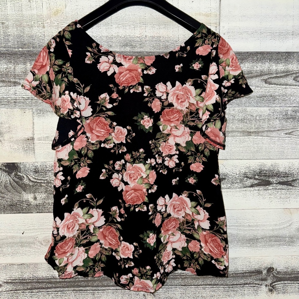 Nadine West- Elizabeth floral dress shirt size L